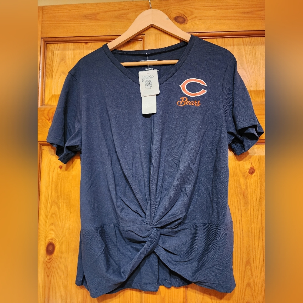 Chicago Bears Twist Tee, Size XL, NWT